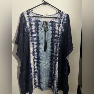 Simple Blue and Black Tie-Dye Tunic